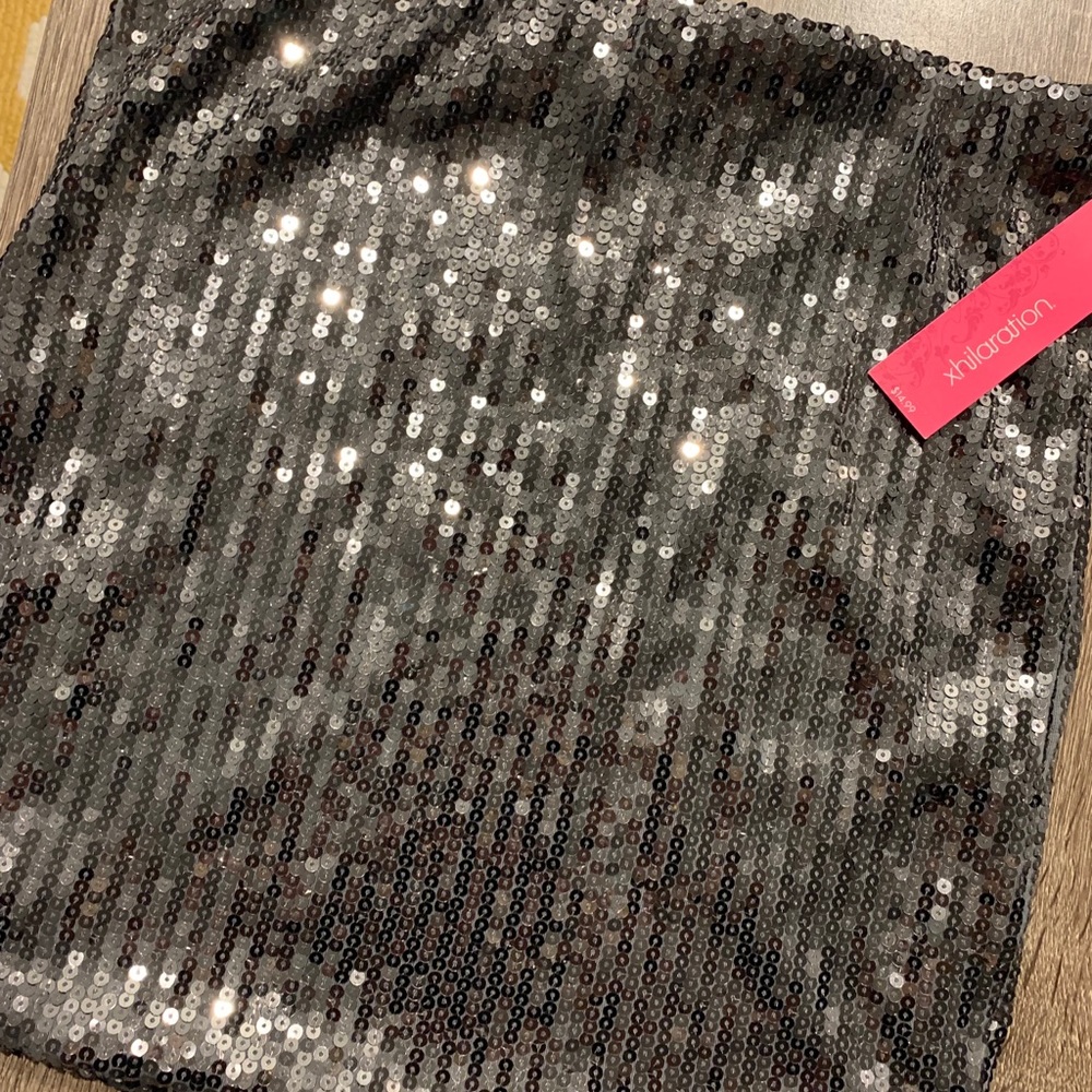 Small NWT skirt